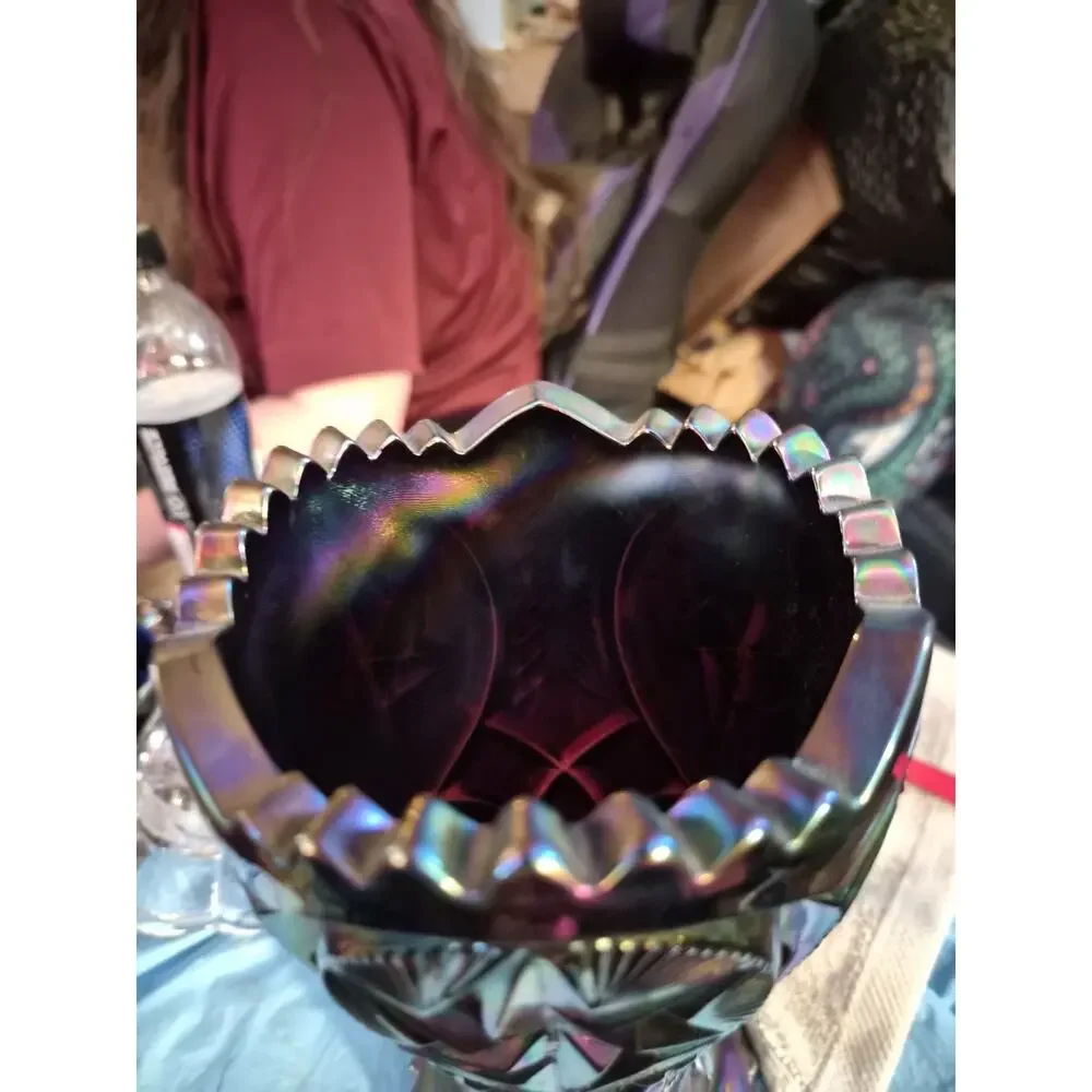 Vintage LE Smith Nortic Ohio Star Vase In Black Amethyst Glass Has A...